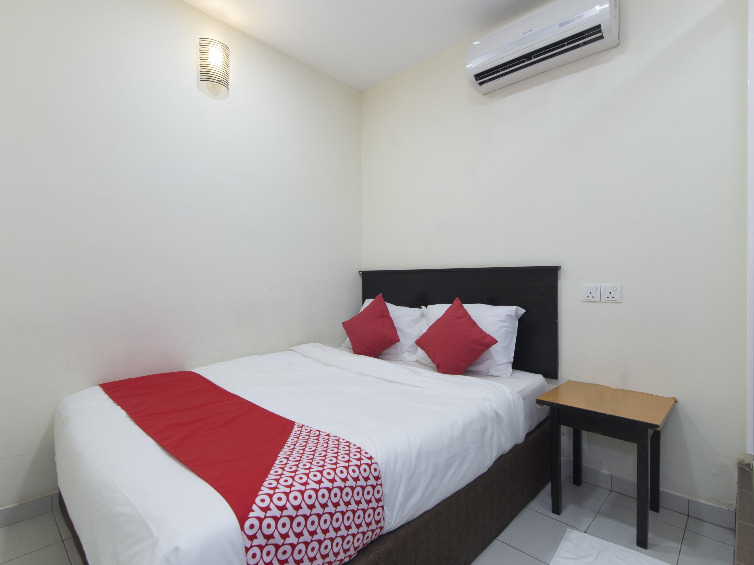 Oyo 91130 Hotel 91 Bukit Mewah Kajang Exterior photo
