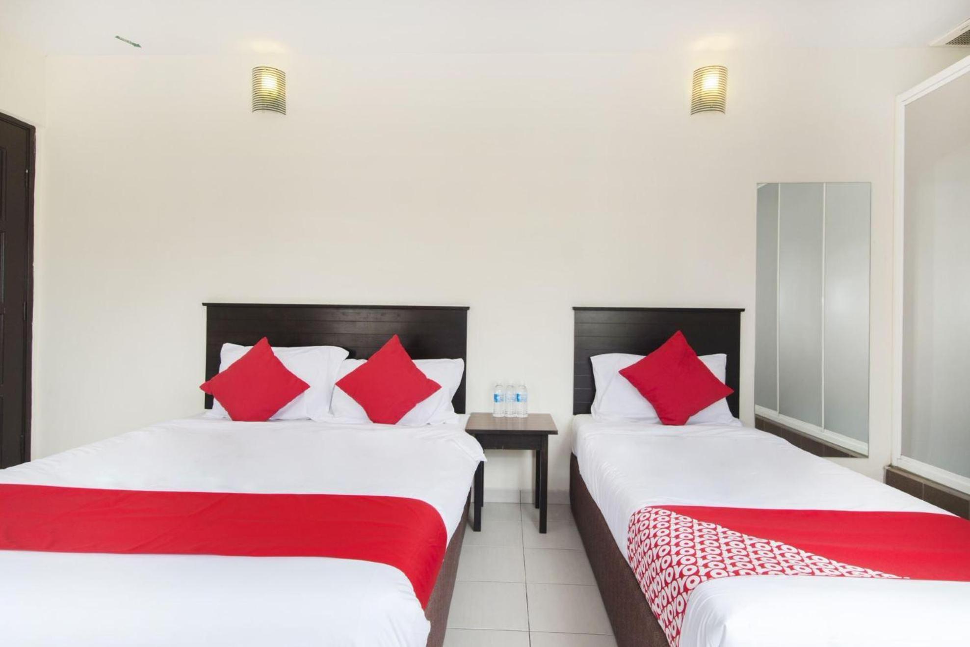 Oyo 91130 Hotel 91 Bukit Mewah Kajang Exterior photo