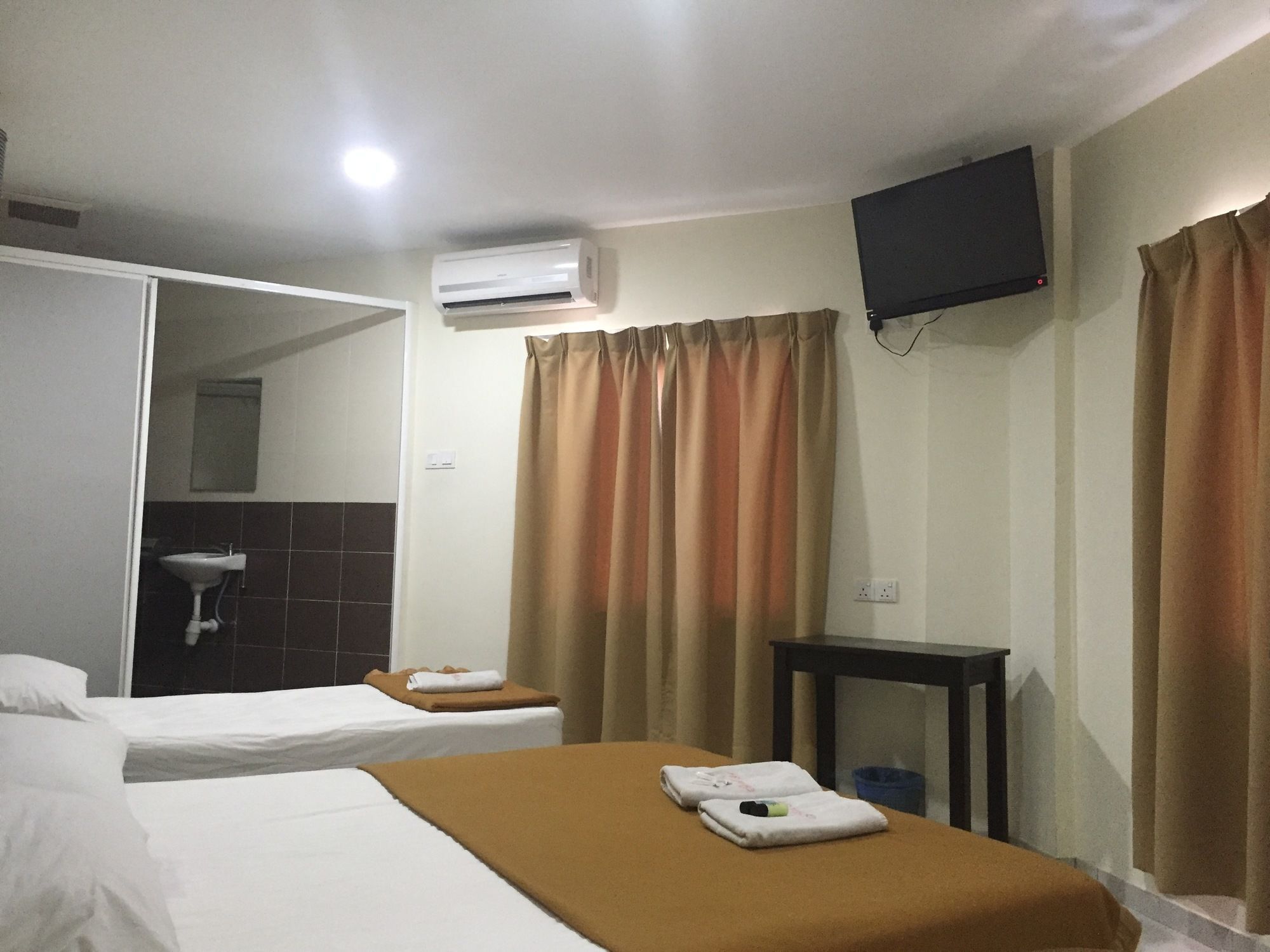 Oyo 91130 Hotel 91 Bukit Mewah Kajang Exterior photo